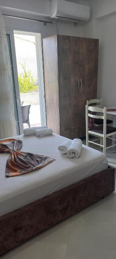 Arjan Dyli Guesthouse Ksamil Quarto foto