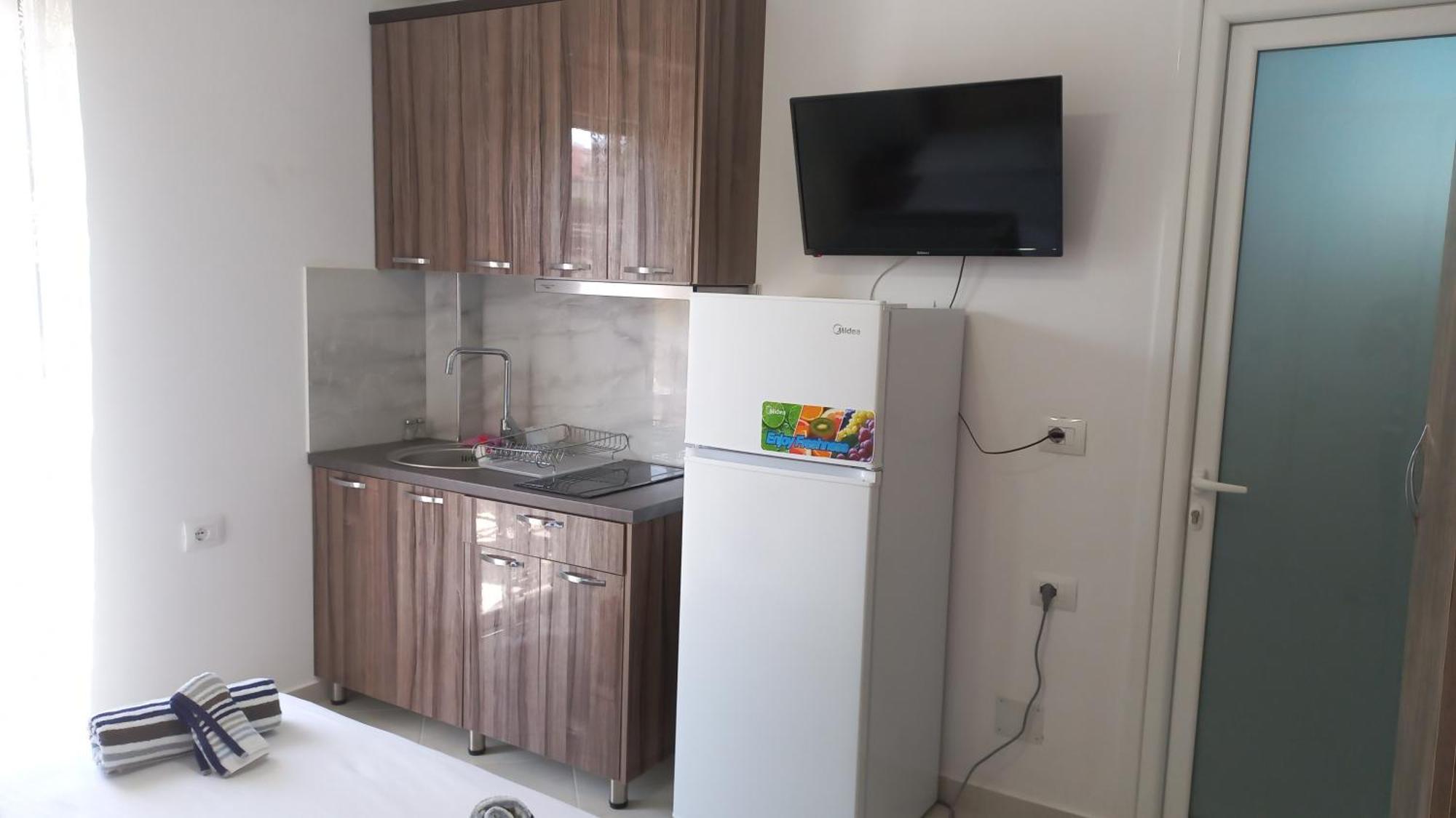 Arjan Dyli Guesthouse Ksamil Quarto foto